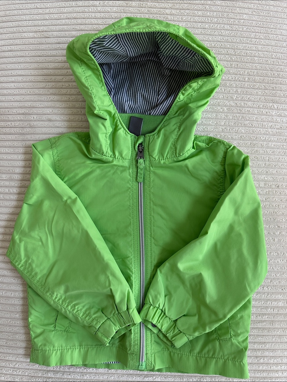 Zara Kids Lightweight Green Hooded Rain Jacket/ Windbreaker in Size 2-3Y